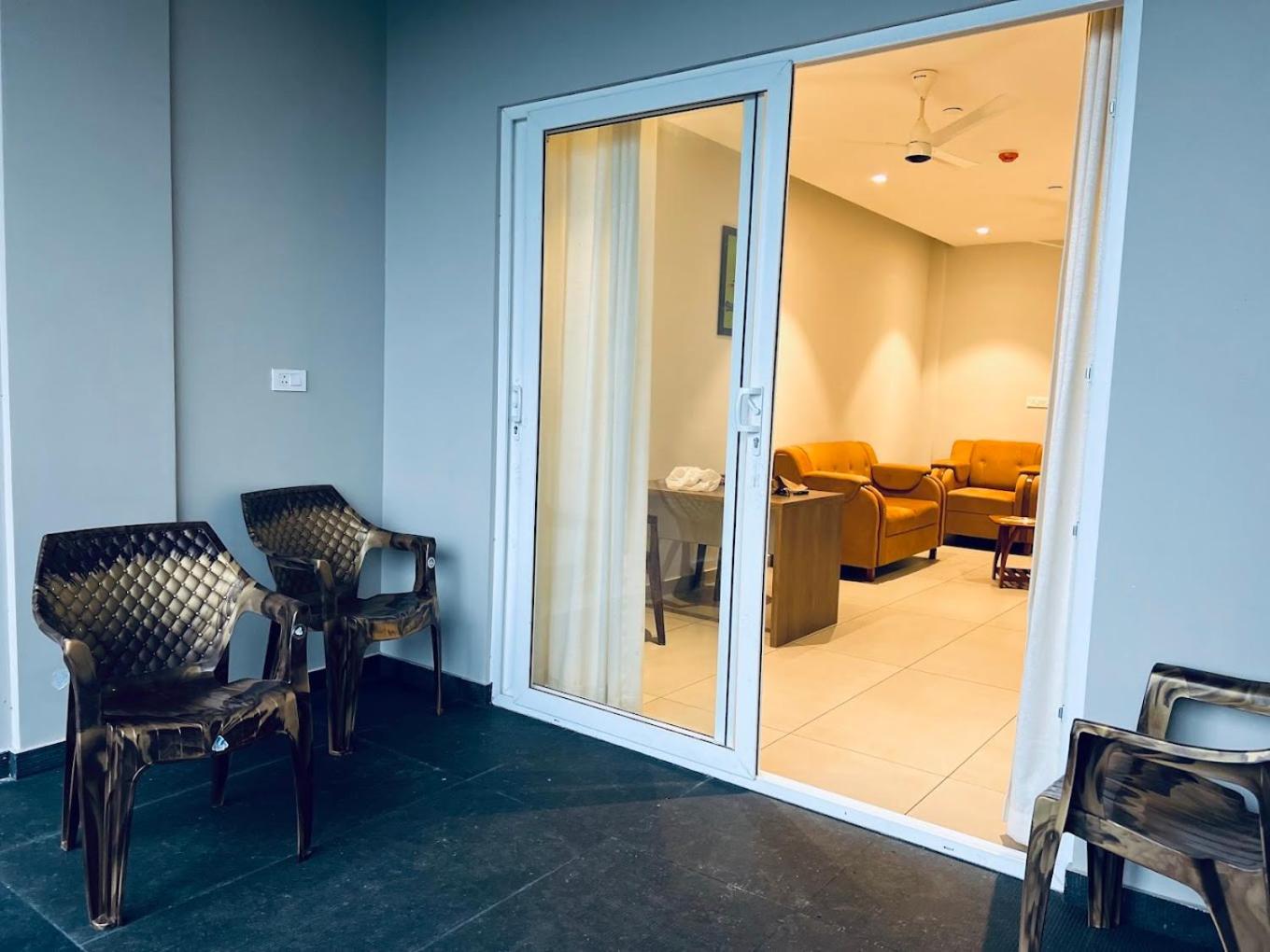 Vaga Nakshathra Suites Vagamon Eksteriør billede
