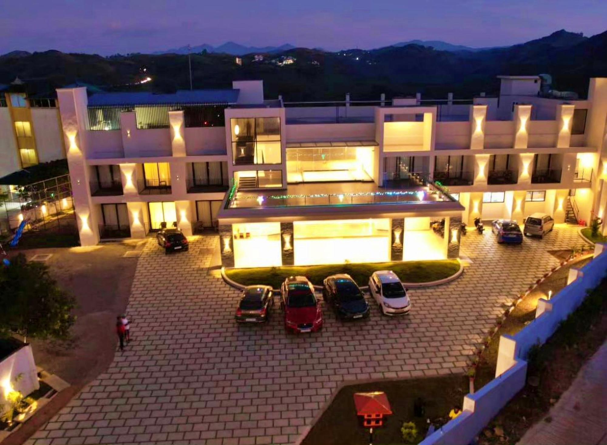 Vaga Nakshathra Suites Vagamon Eksteriør billede