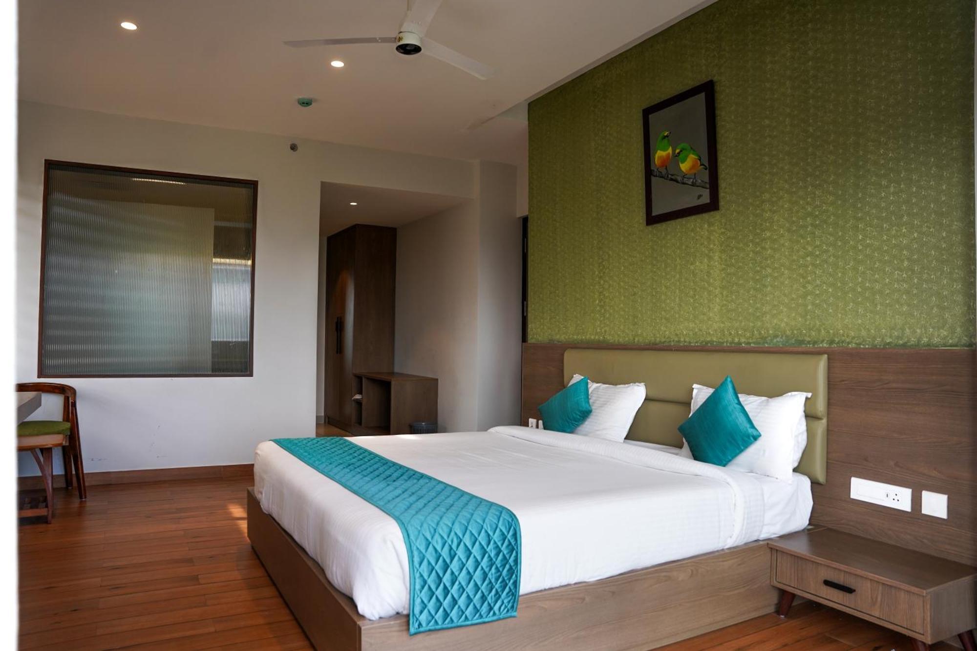 Vaga Nakshathra Suites Vagamon Eksteriør billede