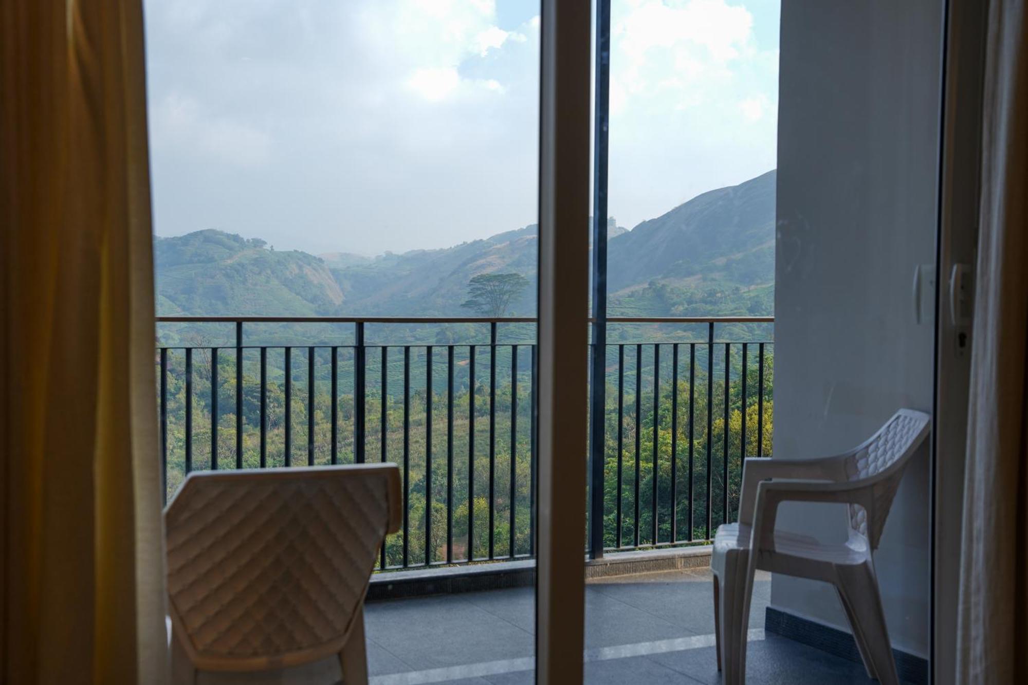 Vaga Nakshathra Suites Vagamon Eksteriør billede